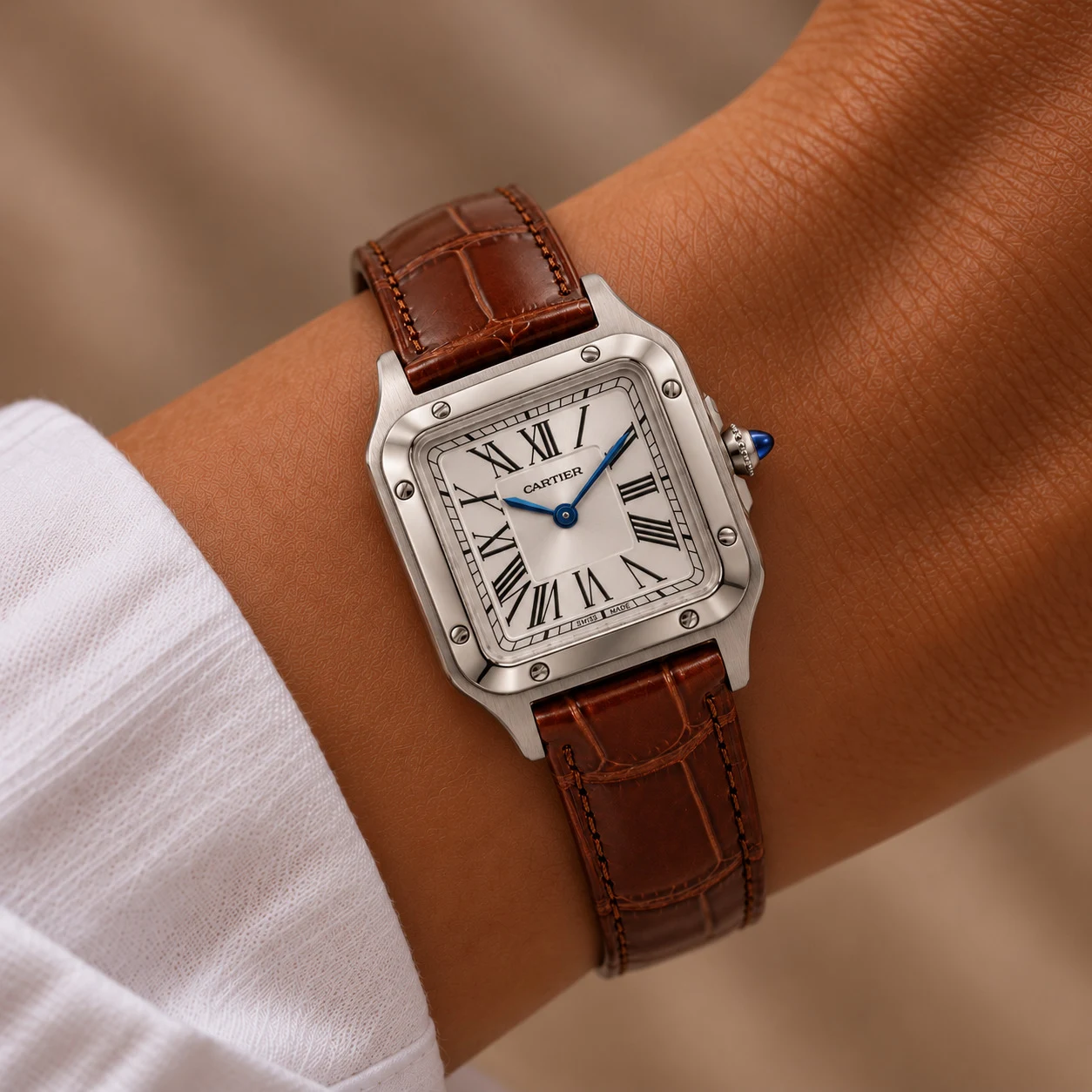 ساعت زنانه کارتیه مدل Santos Dumont brown leather